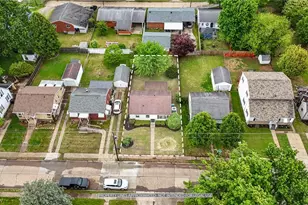601 41st St, Vienna, WV 26105 - Photo 25