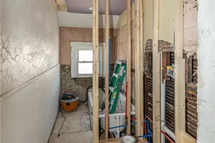 1107 W 2nd St, Lorain, OH 44052 - Photo 43
