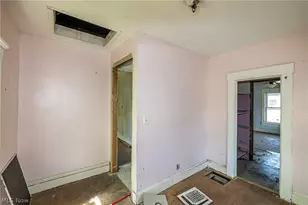 1107 W 2nd St, Lorain, OH 44052 - Photo 5