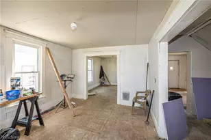 1107 W 2nd St, Lorain, OH 44052 - Photo 35