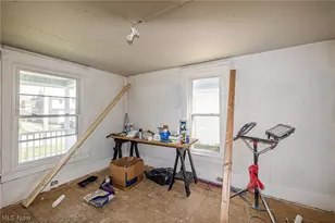 1107 W 2nd St, Lorain, OH 44052 - Photo 33