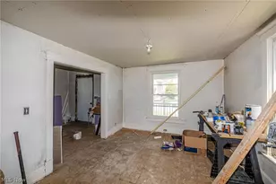 1107 W 2nd St, Lorain, OH 44052 - Photo 11