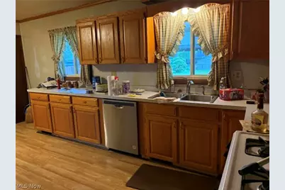517 E 5th Street, West Lafayette, OH 43845 - Photo 3