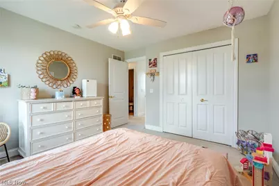 2750 Himelrigh Boulevard, Barberton, OH 44203 - Photo 43