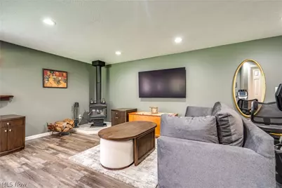 12905 Cherry Lane, Chesterland, OH 44026 - Photo 15
