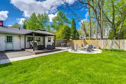 12905 Cherry Lane, Chesterland, OH 44026 - Photo 5