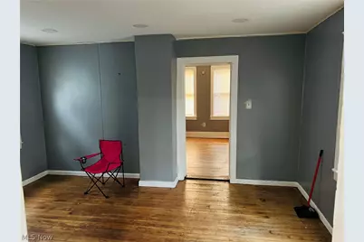 7605 Lawn Avenue, Loveland, OH 44102 - Photo 3