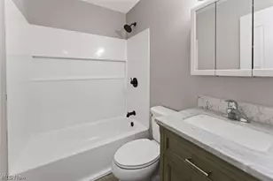 3917 Seneca Ave, Lorain, OH 44055 - Photo 21