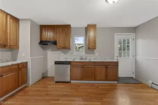 3917 Seneca Ave, Lorain, OH 44055 - Photo 11
