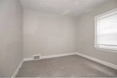 12008 Craven Avenue, Loveland, OH 44105 - Photo 13