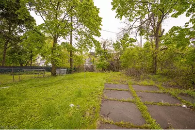 12008 Craven Avenue, Loveland, OH 44105 - Photo 43