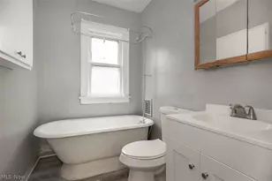 12008 Craven Ave, Loveland, OH 44105 - Photo 11