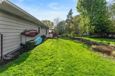 175 Crestview Drive, Elyria, OH 44035 - Photo 15