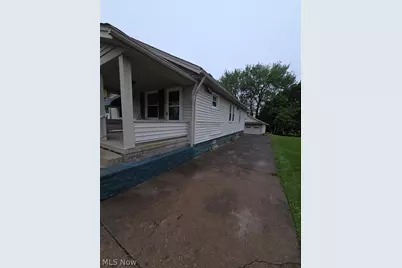 908 Cornell Street, Youngstown, OH 44502 - Photo 17