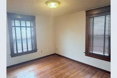 2132 10th Street SW, Akron, OH 44314 - Photo 17