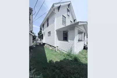 2132 10th Street SW, Akron, OH 44314 - Photo 3