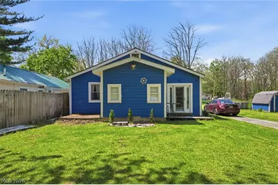 622 Riverside Boulevard, Eastlake, OH 44095 - Photo 1