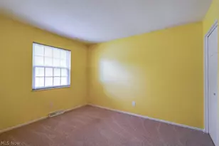3277 Longwood Dr, Norton, OH 44203 - Photo 17
