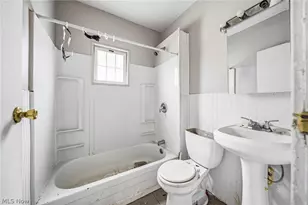 10022 Adams Ave, Loveland, OH 44108 - Photo 31