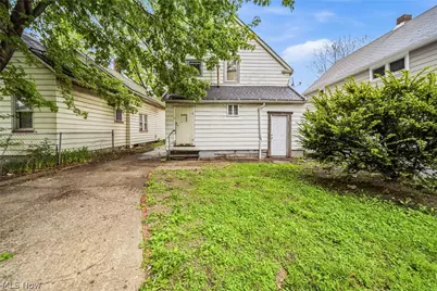 3658 E 55th Street, Loveland, OH 44105 - Photo 3