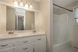 33320 Outley Park Dr, Solon, OH 44139 - Photo 29