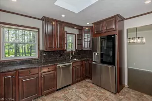 33320 Outley Park Dr, Solon, OH 44139 - Photo 17