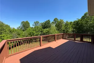 445 Calder Ridge Rd, Belpre, OH 45714 - Photo 9
