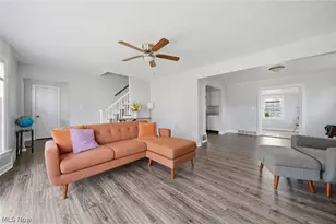 158 35th St NE, Canton, OH 44714 - Photo 9