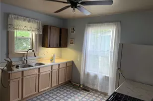 609 7th Ave, Parkersburg, WV 26101 - Photo 5
