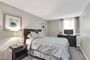12900 Lake Ave, Oakwood, OH 44107 - Photo 19