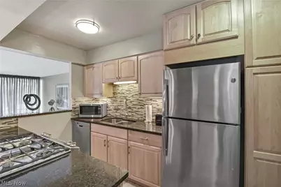 12900 Lake Avenue #117, Oakwood, OH 44107 - Photo 5