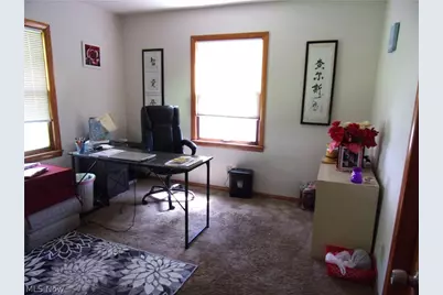 687 E Catawba Avenue, Akron, OH 44306 - Photo 13