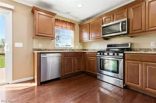 3286 Hidden Brook Dr, Ravenna, OH 44266 - Photo 7