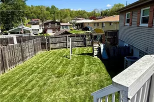 1412 Walker Rd, Follansbee, WV 26037 - Photo 25