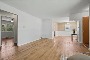 2471 19th St, Cuyahoga Falls, OH 44223 - Photo 11