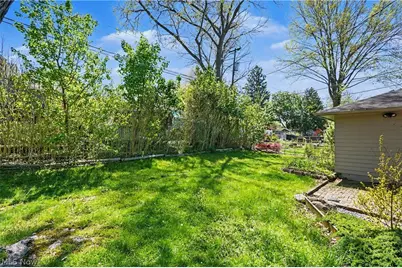2471 19th Street, Cuyahoga Falls, OH 44223 - Photo 41