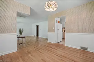 2471 19th St, Cuyahoga Falls, OH 44223 - Photo 9