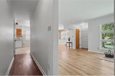 2471 19th Street, Cuyahoga Falls, OH 44223 - Photo 3