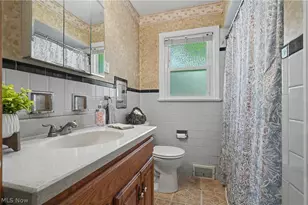 2471 19th St, Cuyahoga Falls, OH 44223 - Photo 25