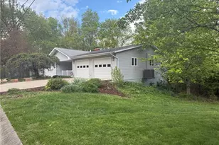 177 Lowery Ln, New Concord, OH 43762 - Photo 3
