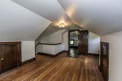 1383 Delia Avenue, Akron, OH 44320 - Photo 37