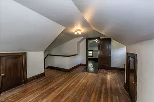 1383 Delia Ave, Akron, OH 44320 - Photo 37