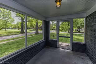 1383 Delia Ave, Akron, OH 44320 - Photo 23