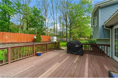 176 Pinewood Drive, Elyria, OH 44035 - Photo 37