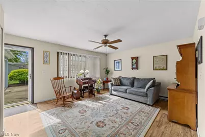 176 Pinewood Drive, Elyria, OH 44035 - Photo 5