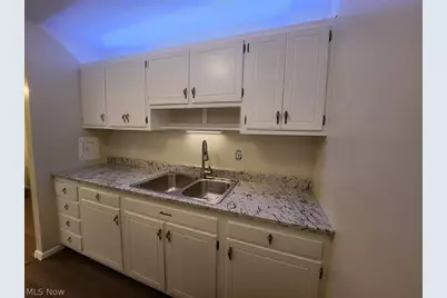 216 Moore Road, Avon Lake, OH 44012 - Photo 7