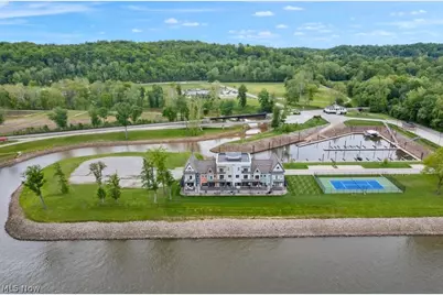 502 Harbor Drive, Williamstown, WV 26187 - Photo 3