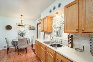 2526 Edgebrook Ave, Akron, OH 44312 - Photo 5