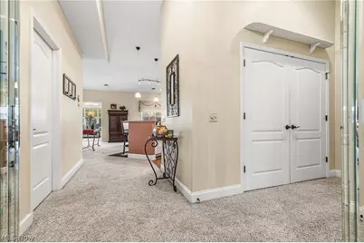 1340 Cascade Circle W, Canton, OH 44708 - Photo 7