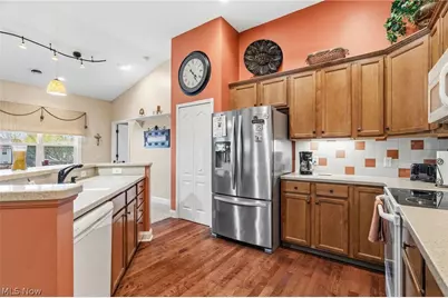 1340 Cascade Circle W, Canton, OH 44708 - Photo 17